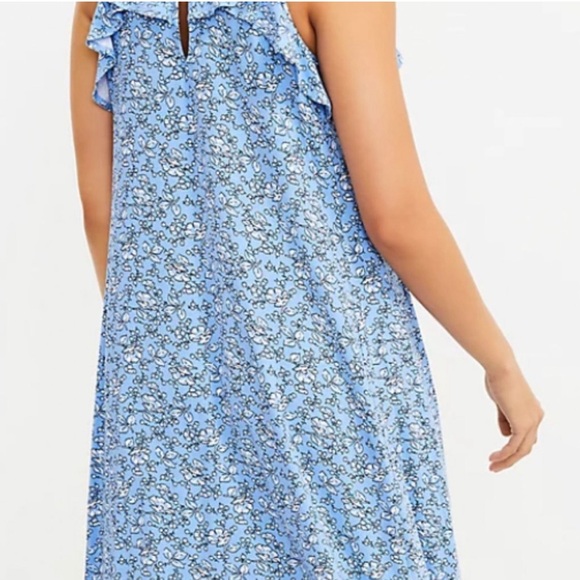 LOFT light blue flower print ruffle sleeve swing dress.  Soft Rayon.  Size M - Picture 2 of 6